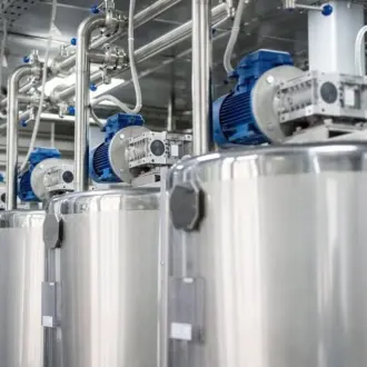 Reinigung von Edelstahlbehältern