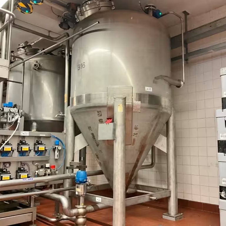 Serbatoio di stoccaggio conico per prodotti cosmetici viscosi