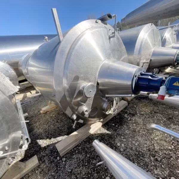 3000 liter heat-/coolable mixing tank, AISI304