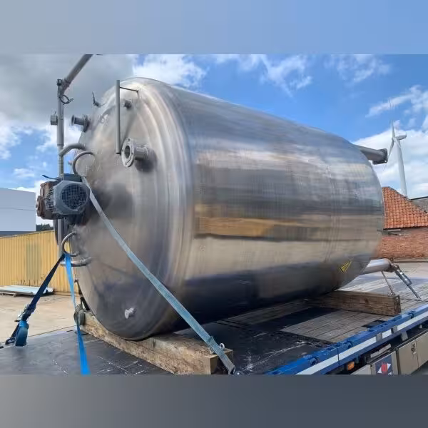 15000 Liter stehender Mischbehälter aus V2A mit Balkenrührwerk