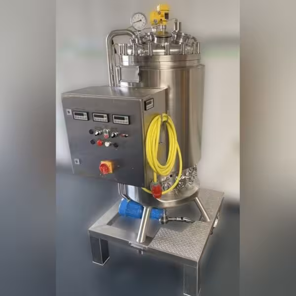 Serbatoio a pressione mobile da 600 litri per farmacia, Aisi316 con agitatore magnetico