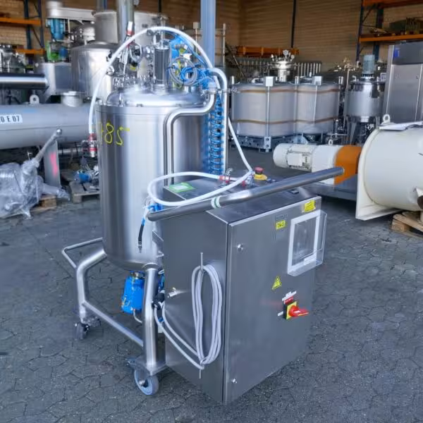 Tanque de proceso farmacéutico móvil calefactable/refrigerable de 165 litros sin usar en acero inoxidable 316 con agitador magnético