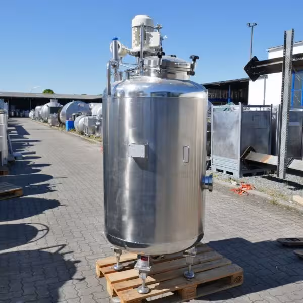 800 liter pharmacy pressure tank, Aisi 316 with propeller agitator