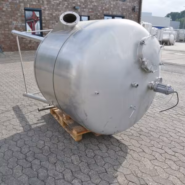 2000 Liter Rührwerksbehälter aus V2A mit seitlichem Schrägblattrührwerk