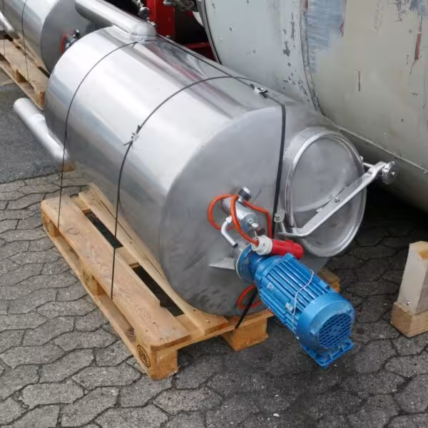 500 liter agitator tank, Aisi 304 with disc agitator