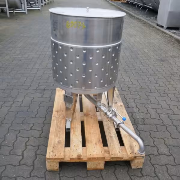 221 liter heatable/coolable stainless steel 316 vessel