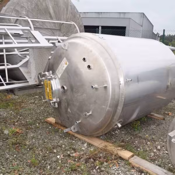3000 liter jacketed vacuum vessel, AISI304