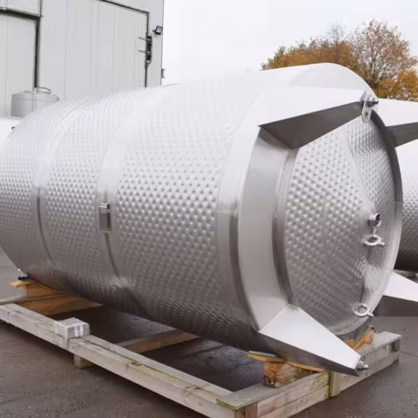 Brand new 12600 liter heat-/coolable tank, Aisi 316