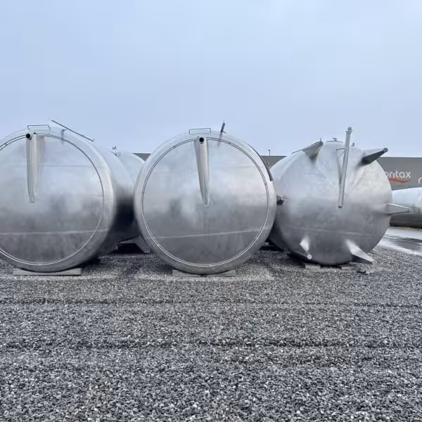 24000 Liter storage tank, Aisi 304 (designed for low ceiling height)