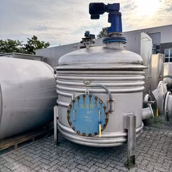 Serbatoio a pressione sottovuoto riscaldabile/raffreddabile da 4413 litri in Aisi316 con agitatore a elica