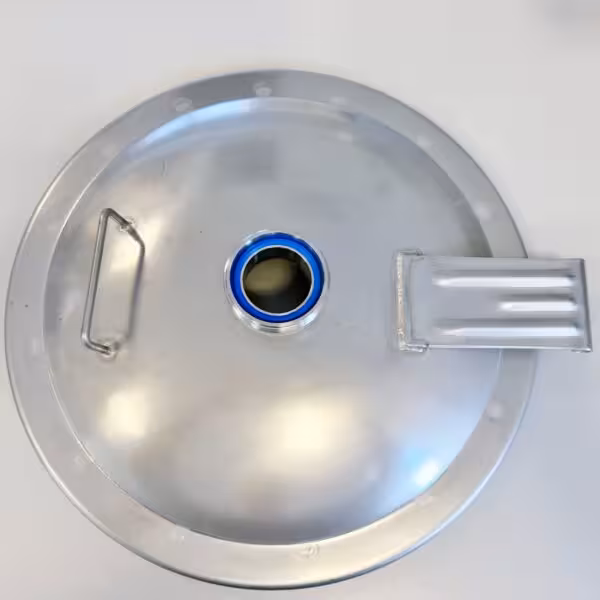 Chiusino con DN50 per contenitori nuovi di zecca