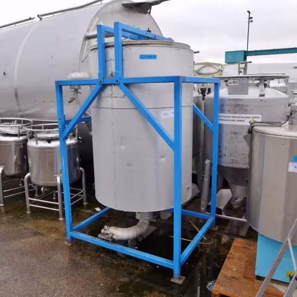 Serbatoio isolato da 1100 litri in acciaio inox 316