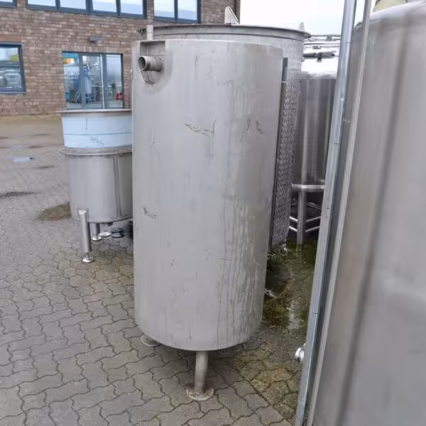 Serbatoio riscaldabile/raffreddabile da 350 litri in acciaio inox 304