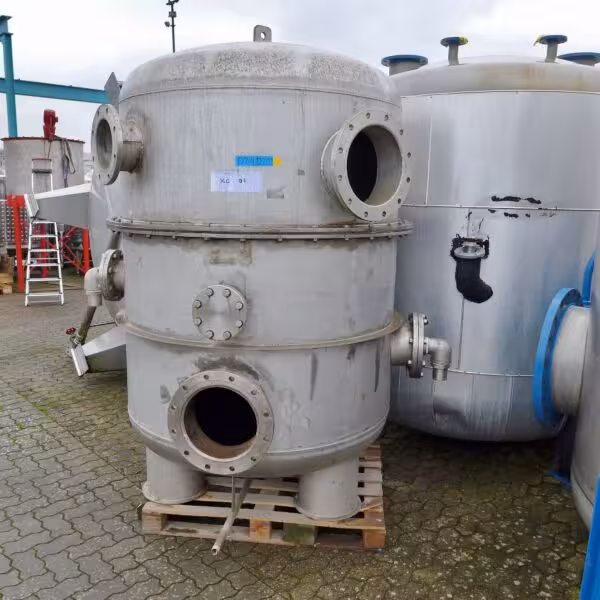3000 Liter Behälter mit Filtereinsatz aus V2A