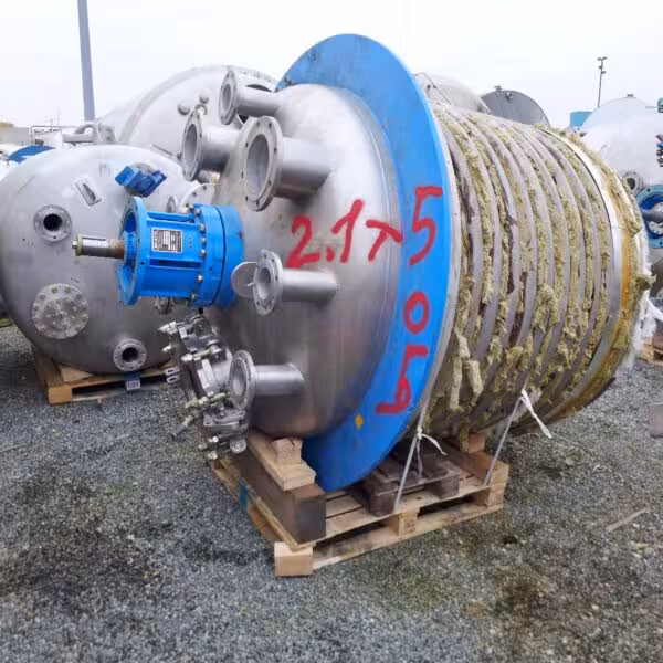 3690 liter heat-/coolable reactor vessel with anchor stirrer, AISI316