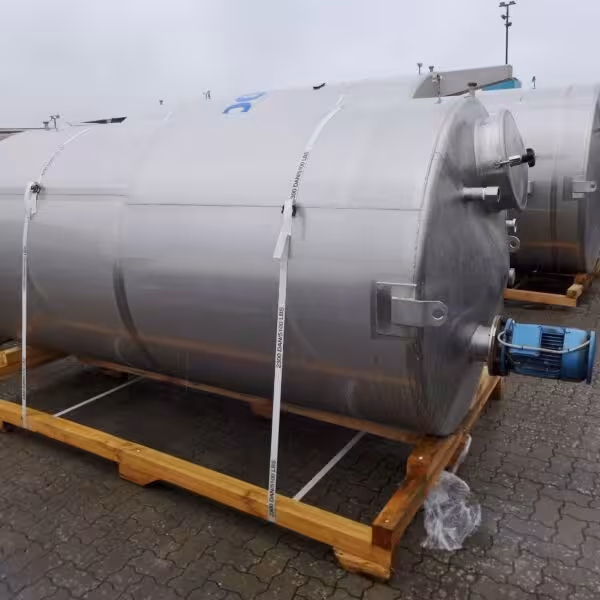 Serbatoio agitatore da 6000 litri in acciaio inox 304 con agitatore ad elica