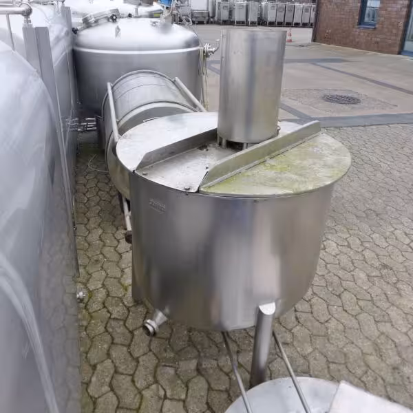 Serbatoio agitatore da 450 litri in acciaio inox 304 con disco agitatore