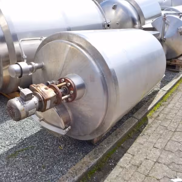Serbatoio agitatore da 900 litri riscaldabile/raffreddabile in acciaio inox 304 con agitatore ad elica