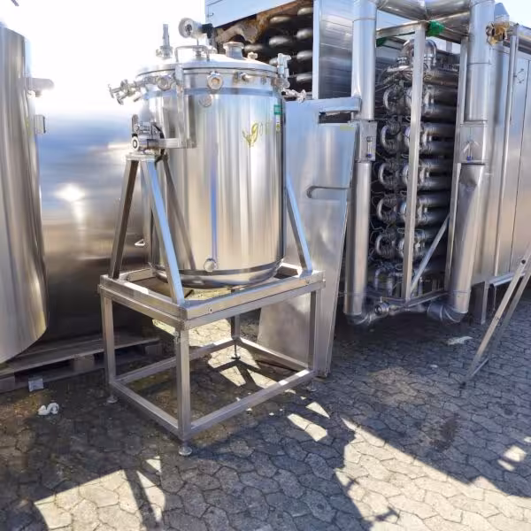 Serbatoio a pressione riscaldabile/raffreddabile da 450 litri in acciaio inox 316