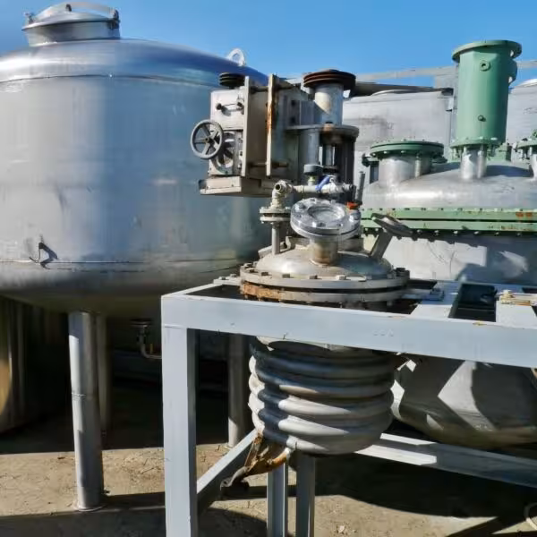 90 Liter beheizbarer Technikumsbehälter mit Ankerrührwerk aus V4A