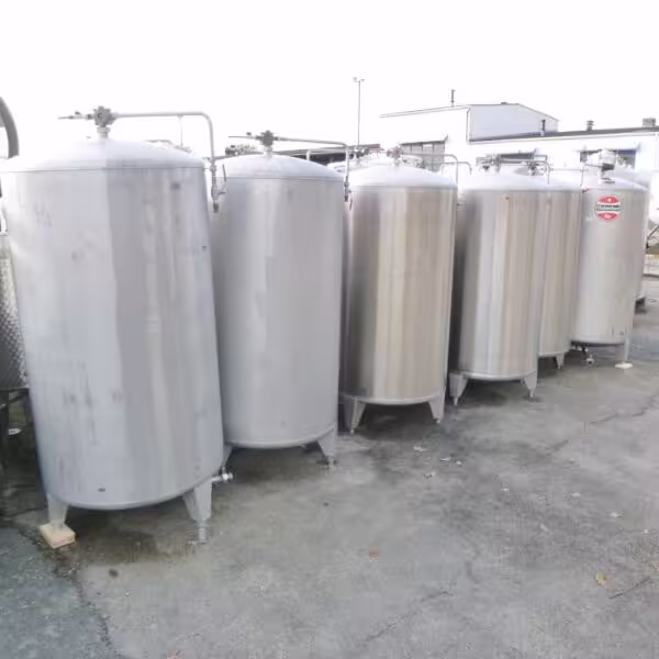 Serbatoio da 900 litri in acciaio inox 316