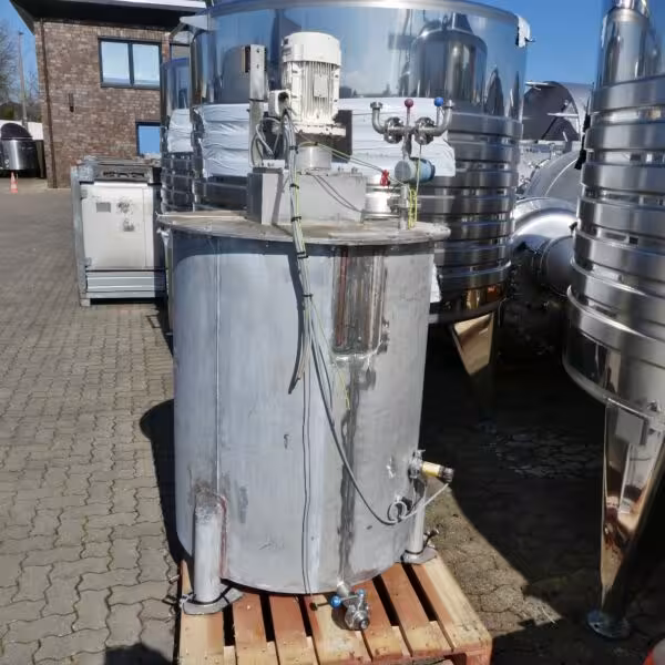 Serbatoio da 700 litri in acciaio inox 316