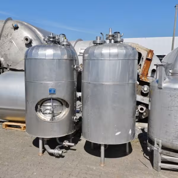 Serbatoio da 650 litri in acciaio inox 316