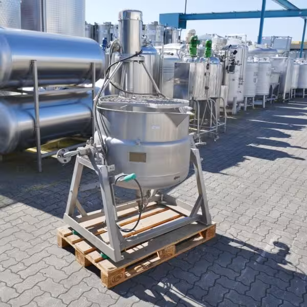 200 liter heat-/coolable agitator tank, Aisi 316 with jet stream mixer