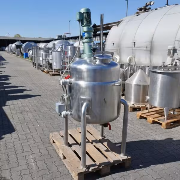 180 Liter heat-/coolable agitator tank, Aisi 304 with propeller agitator