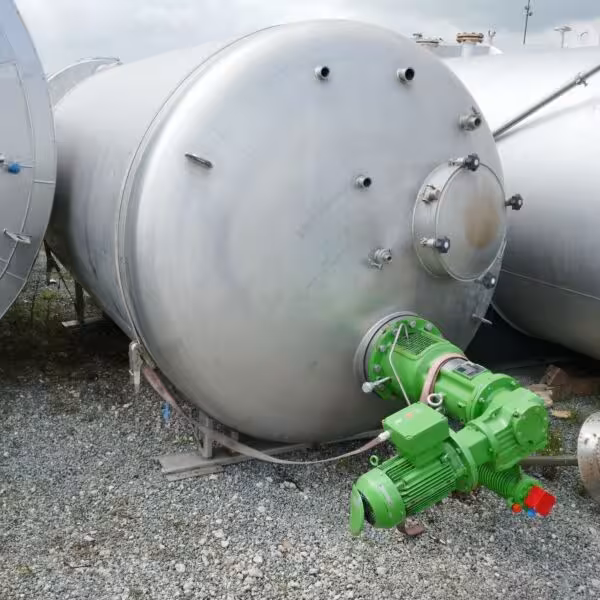 11030 liter pharmacy agitator tank, Aisi 316 with inclined blade agitator