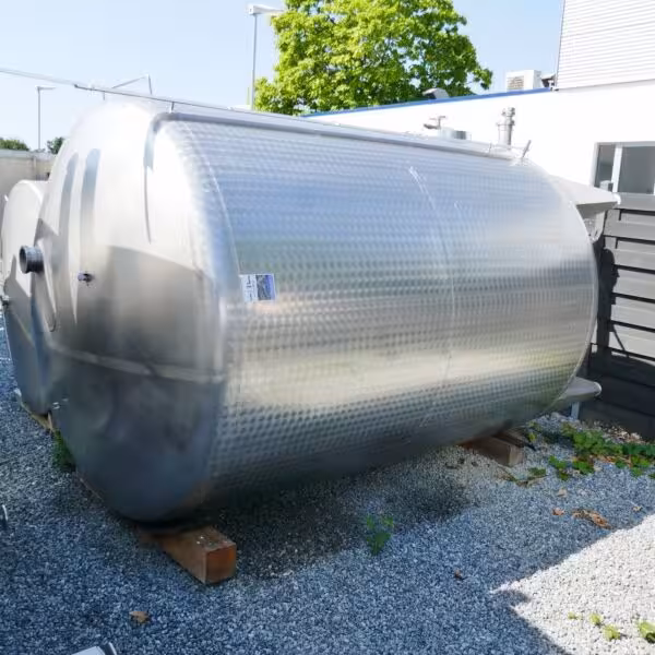 9000 Liter storage tank, Aisi 304
