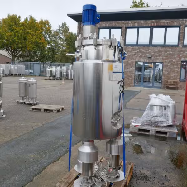 Serbatoio a pressione riscaldabile/raffreddabile da 198 litri in acciaio inox 316 con agitatore a elica