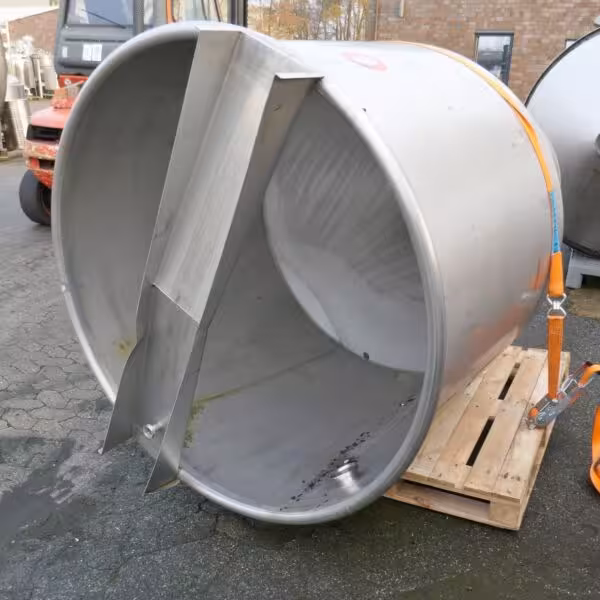 Serbatoio da 2200 litri in acciaio inox 316