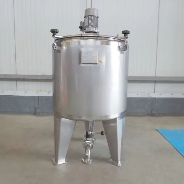 Serbatoio nuovo di zecca da 200 litri in acciaio inox 316 (agitatore disponibile a pagamento)