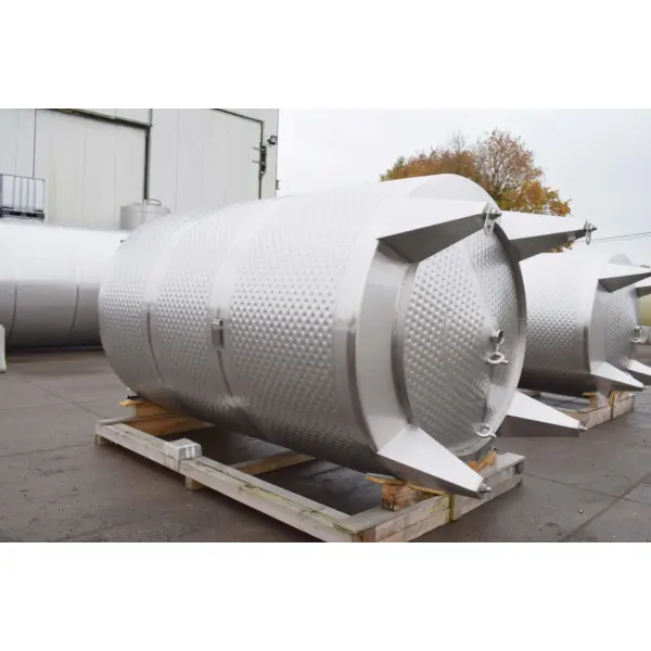 Werksneuer 12600 Liter heiz-/kühlbarer Behälter aus V4A