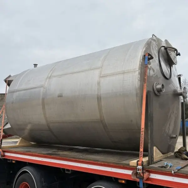 15000 Liter stehender Lagertank aus V2A