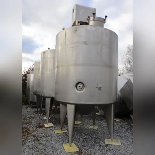 6000 Liter isolated mixing tank, Aisi304 with blades agitator