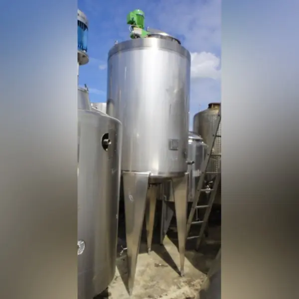1200 liter insulated mixing tank made of stainless steel 304 with cross blade agitator