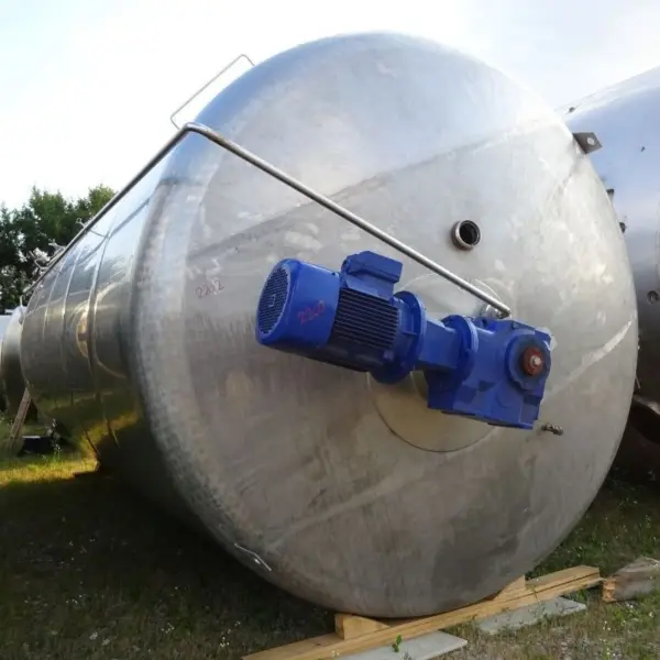 43000 liter upright mixing tank made of stainless steel 304 with inclined blade agitator