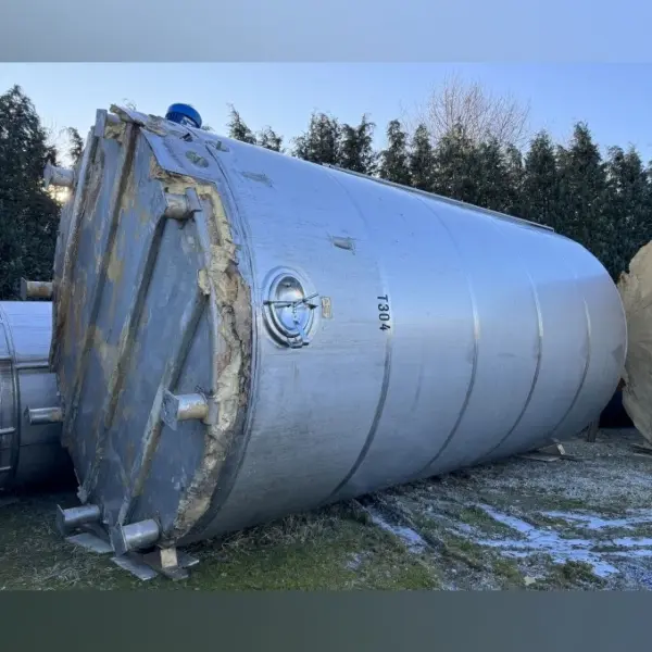 Serbatoio di stoccaggio isolato da 60000 litri in V2A con agitatore a elica