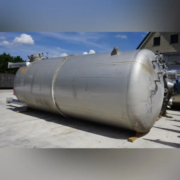 30000 Liter standing storage tank, Aisi304 with side propeller agitator