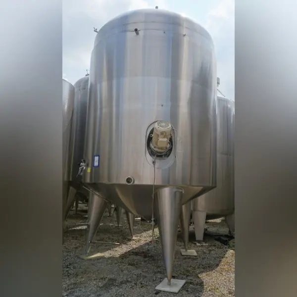 16150 Liter heiz-/kühlbarer Drucktank aus V4A mit seitlichem Leitstrahlmischer