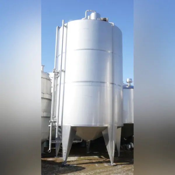 25000 Liter temperierbarer Mischtank aus V4A mit Schrägblattrührwerk