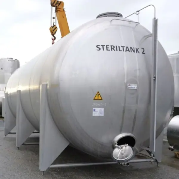 42000 Liter liegender Lagertank aus V2A