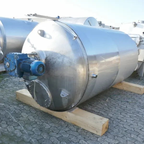 5530 Liter heiz-/kühlbarer Druckbehälter / Sterildrucktank aus V2A mit Balkenrührwerk