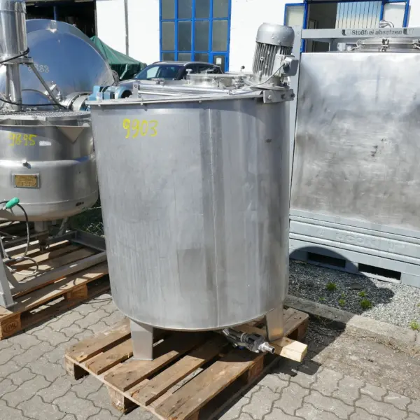 700 Liter Rührwerksbehälter aus V2A mit Propellerrührwerk