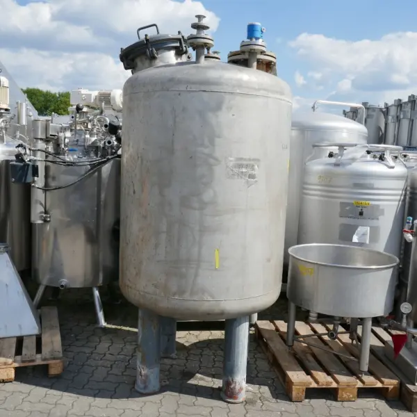 recipiente a presión de 1813 litros fabricado en acero inoxidable 316 con brida agitadora
