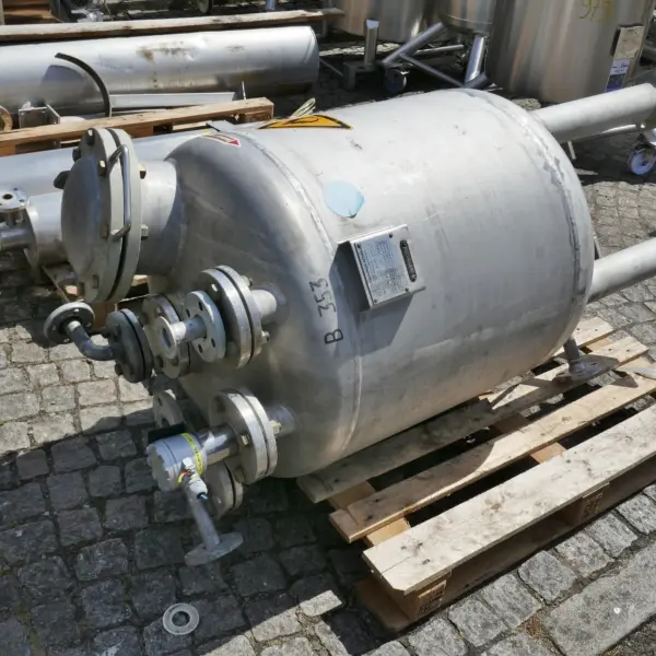 250 Liter Vakuum Behälter aus V4A