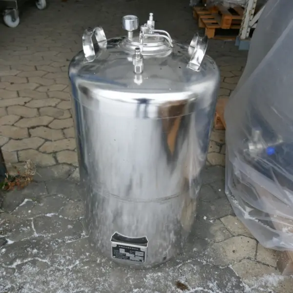 Serbatoio a pressione da 80 litri in acciaio inox 316