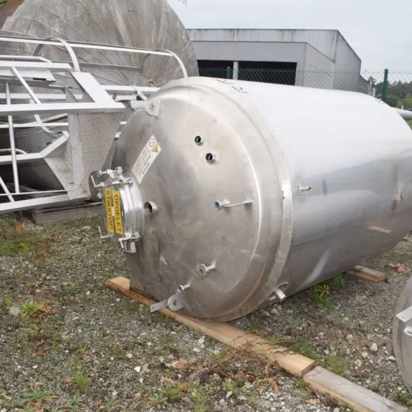 3000 liter jacketed vacuum vessel, AISI304